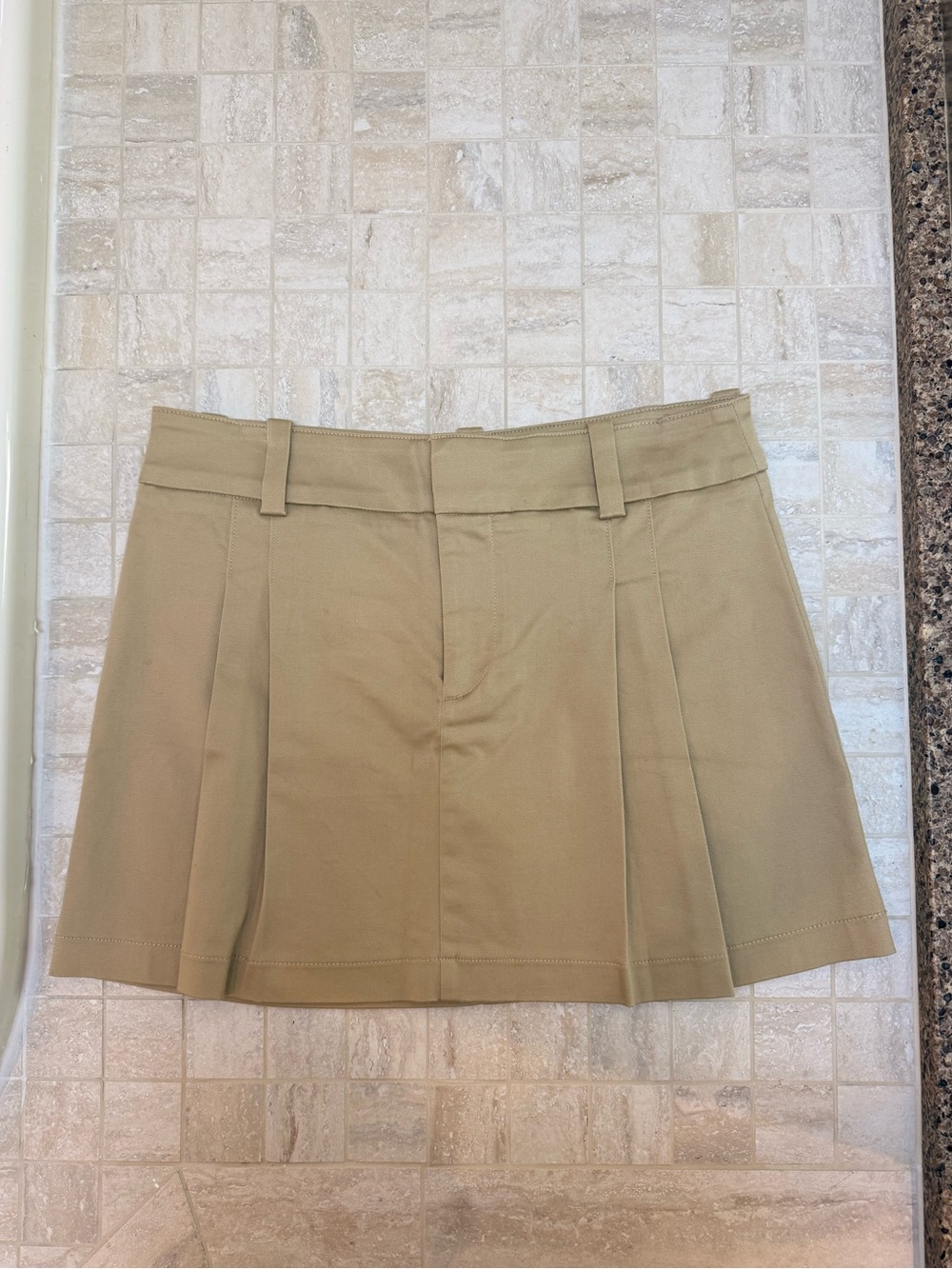 Women's Khaki Pleated Mini Skirt
